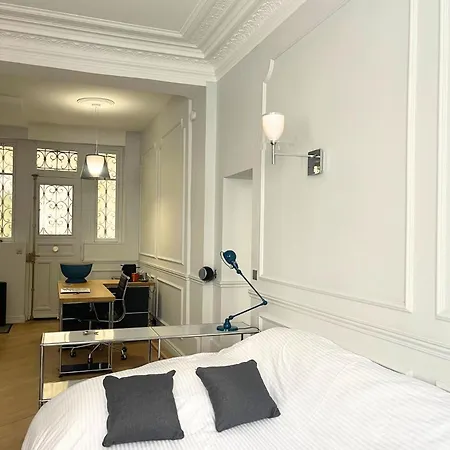 Apartment 16 - Trocadero